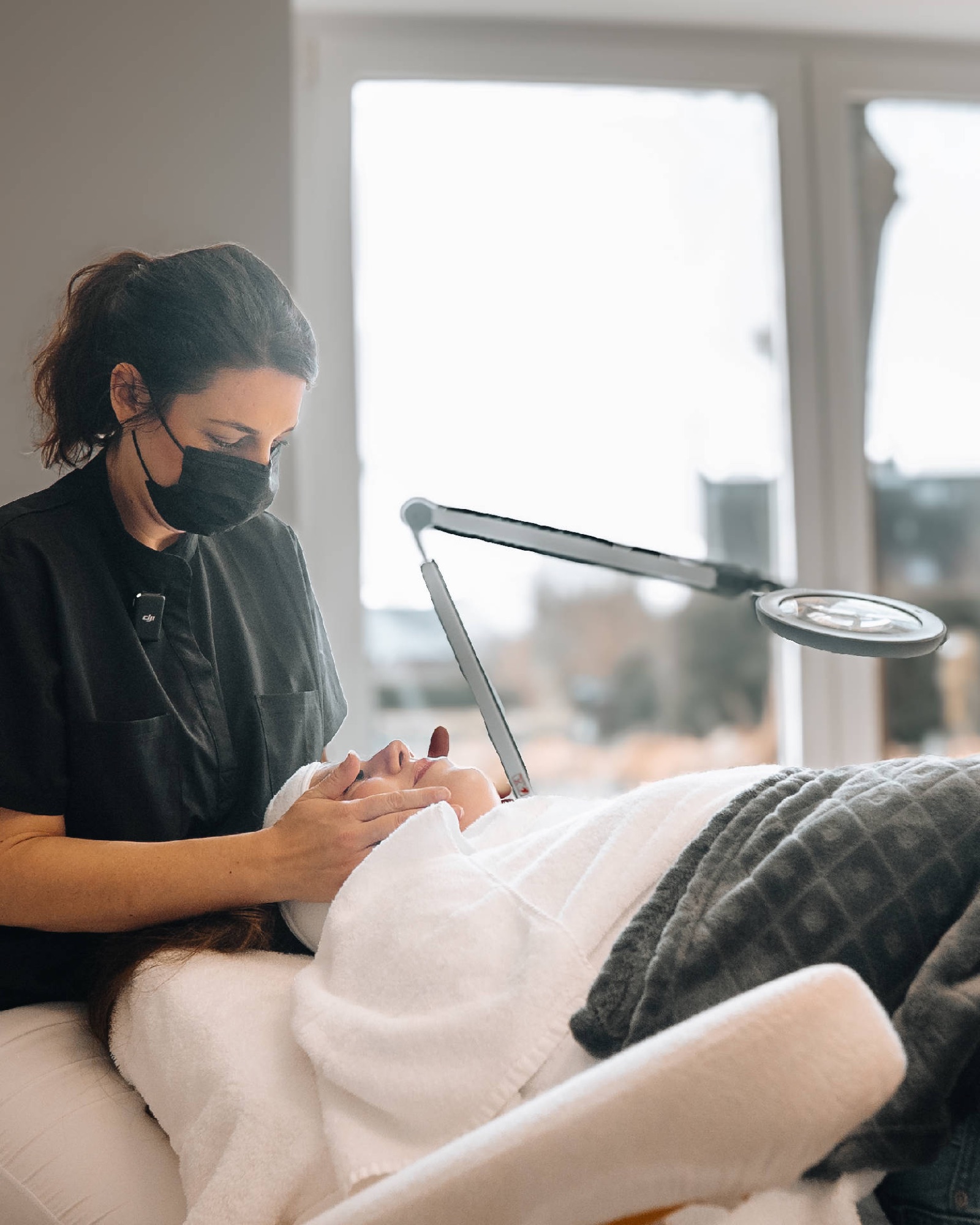 Erstbehandlung mit Hautanalyse in Kellinghusen – Sandra Jenner Cosmetics